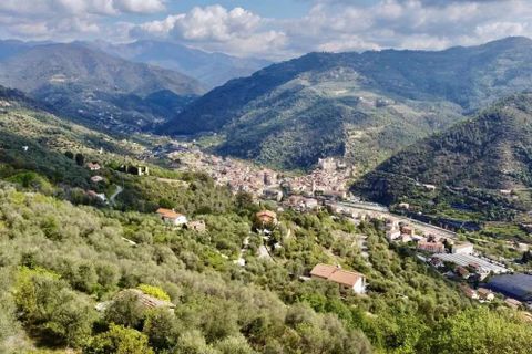 Villa a Dolceacqua, Imperia, Dolceacqua - € 200.000 | Ref: T177-259871 - foto 13