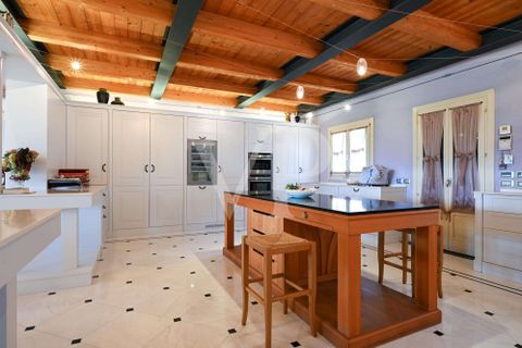 Villa a Arzignano, Vicenza, Arzignano - € 980.000 | Ref: IT 23 355 1151-434930 - foto 12