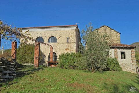 Villa a Pontremoli, Massa and Carrara, Pontremoli - € 790.000 | Ref: 334-438745 - foto 3