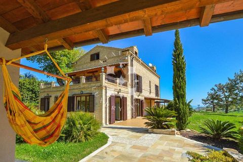 Villa a Lapedona, Fermo, Lapedona - € 550.000 | Ref: ila-520-454208 - foto 7