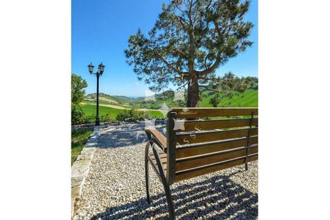 Villa a Lapedona, Fermo, Lapedona - € 550.000 | Ref: ila-520-454208 - foto 8