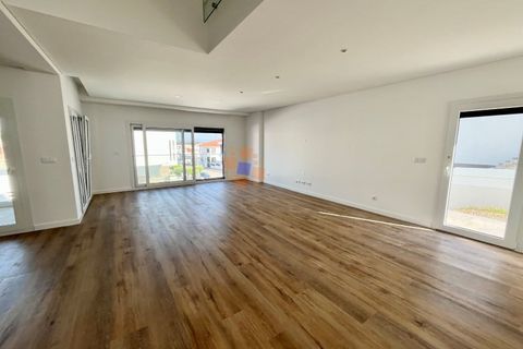 Stadthaus in Corroios, Setubal, Corroios - € 775.000 | Ref: 3523/25 - Foto 5