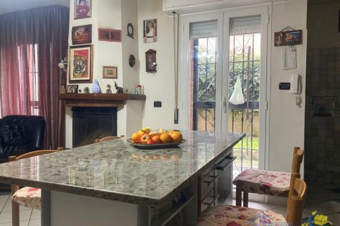 Villa en Parma, Parma, Parma - € 600.000 | Ref: LAZZARO - photo 11