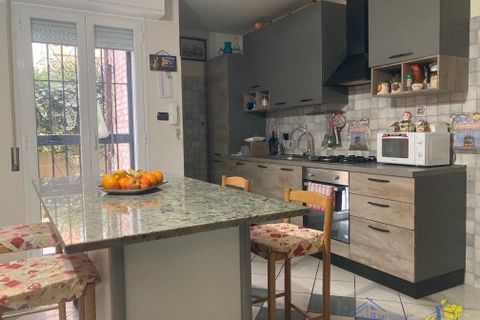 Villa en Parma, Parma, Parma - € 600.000 | Ref: LAZZARO - photo 15
