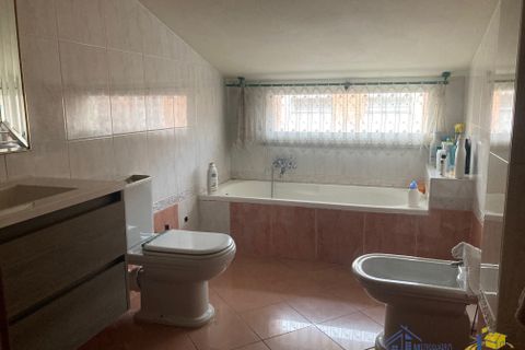 Villa en Parma, Parma, Parma - € 600.000 | Ref: LAZZARO - photo 36