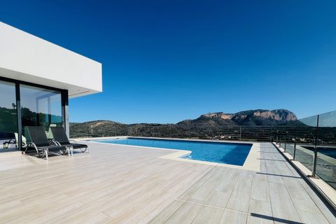 Villa i Denia, Alicante, Denia - € 1.300.000 | Ref: xd721588 - foto 2