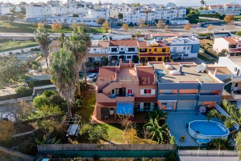 Villa i Estombar, Faro, Estombar - € 670.000 | Ref: C0240-02466 - foto 3