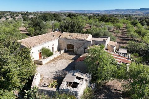 Villa i Modica, Ragusa, Modica - € 270.000 | Ref: L 1980 - foto 1