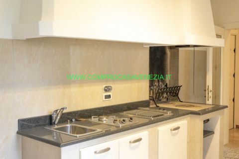 Villa a Venice, Venice, Venice - € 790.000 | Ref: RC476TR - foto 37