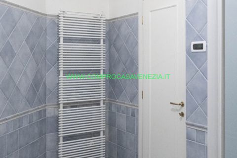 Villa a Venice, Venice, Venice - € 790.000 | Ref: RC476TR - foto 42