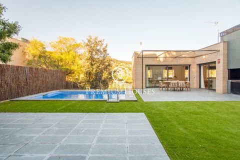 Villa a Alella, Barcelona, Alella - € 1.045.000 | Ref: PH103375/3699 - foto 1