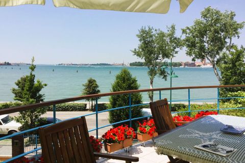 Byhus i Venice, Venice, Venice - € 1.250.000 | Ref: 153549 - foto 2