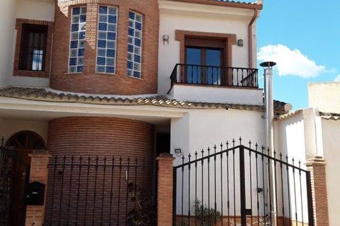 Villa a Alomartes, Granada, Alomartes - € 245.000 | Ref: es5553282 - foto 2