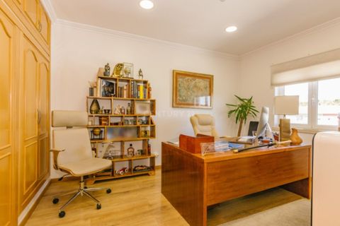 Rækkehus i Barcarena, Lisbon, Barcarena - € 1.000.000 | Ref: C0223-07425 - foto 15