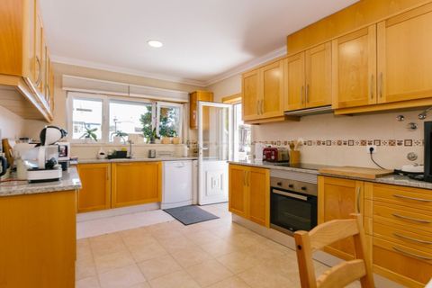 Rækkehus i Barcarena, Lisbon, Barcarena - € 1.000.000 | Ref: C0223-07425 - foto 20