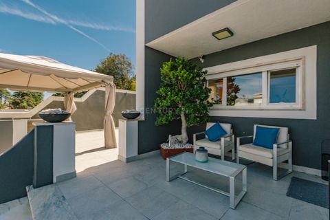 Rækkehus i Barcarena, Lisbon, Barcarena - € 1.000.000 | Ref: C0223-07425 - foto 32
