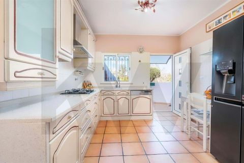 Villa i Carvoeiro, Faro, Carvoeiro - € 1.250.000 | Ref: KWPT-010471 - foto 4