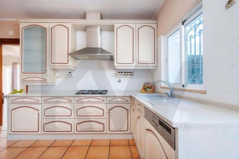 Villa i Carvoeiro, Faro, Carvoeiro - € 1.250.000 | Ref: KWPT-010471 - foto 5