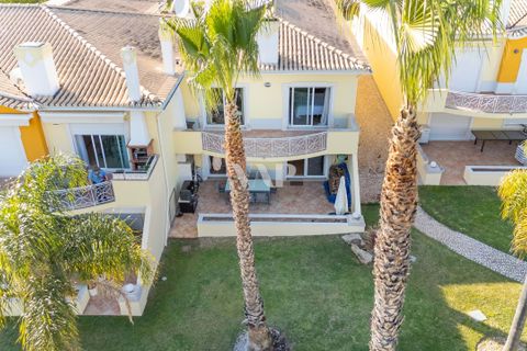 Villa a Vilamoura, Faro, Vilamoura - € 790.000 | Ref: VAP113045 - foto 2
