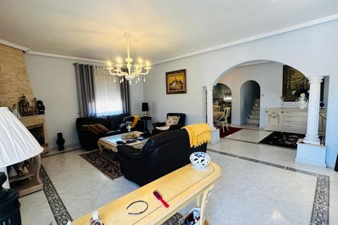 Villa a Torrevieja, Alicante, Torrevieja - € 780.000 | Ref: C2-296/4147 - foto 4