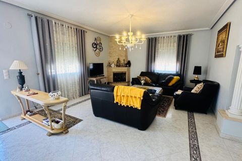 Villa a Torrevieja, Alicante, Torrevieja - € 780.000 | Ref: C2-296/4147 - foto 5