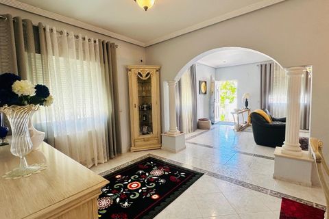 Villa a Torrevieja, Alicante, Torrevieja - € 780.000 | Ref: C2-296/4147 - foto 7