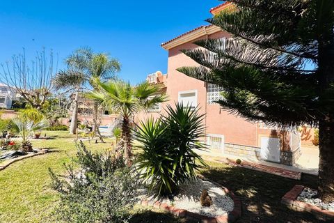 Villa a Torrevieja, Alicante, Torrevieja - € 780.000 | Ref: C2-296/4147 - foto 30
