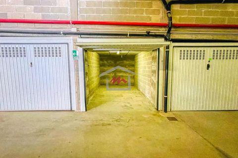 Garage i Bardonecchia, Turin, Bardonecchia - € 15.000 | Ref: "BOX AUTO" BORGATA CIANFURAN - foto 4
