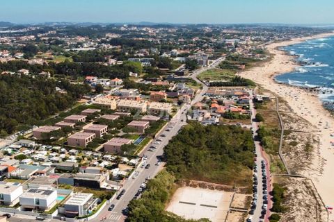 Villa i Madalena, Porto, Madalena - € 1.100.000 | Ref: ZMPT574343 - foto 1