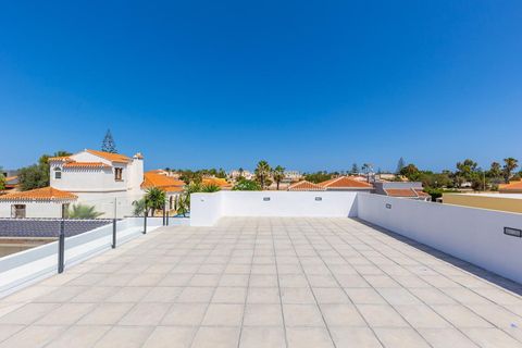 Villa i Torrevieja, Alicante, Torrevieja - € 700.000 | Ref: NB-35902 - foto 12