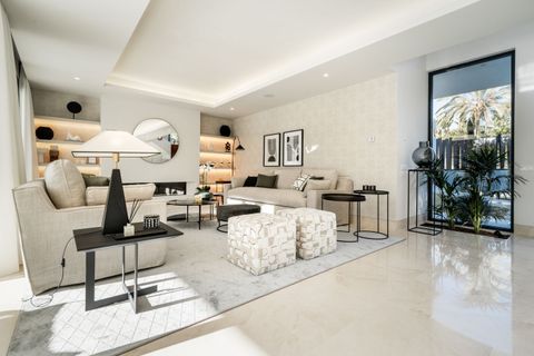 Villa a Estepona, Malaga, Estepona - € 1.890.000 | Ref: TPG689/12190 - foto 5