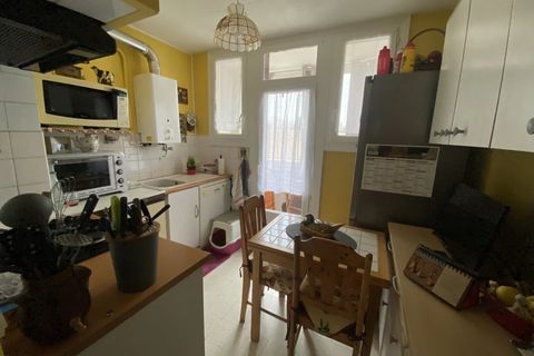 Lejlighed i Nimes, Gard, Nimes - € 113.400 | Ref: 85656977 - foto 1