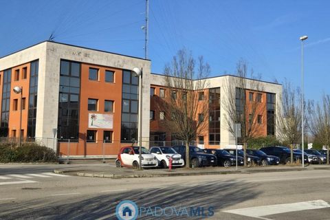 Erhvervsejendom i Vigonza, Padua, Vigonza - € 105.000 | Ref: c03 - MLS1693-1199 - foto 1