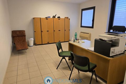 Erhvervsejendom i Vigonza, Padua, Vigonza - € 105.000 | Ref: c03 - MLS1693-1199 - foto 2