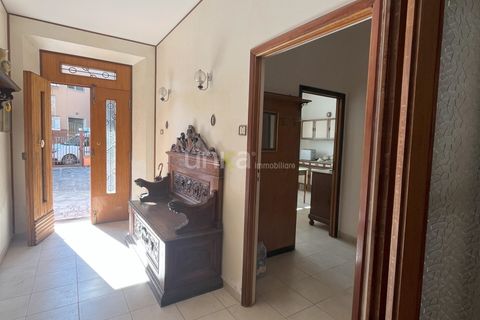 Villa i Jesi, Ancona, Jesi - € 365.000 | Ref: J3026 - foto 2