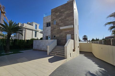 Villa i La Zenia, Alicante, La Zenia - € 1.500.000 | Ref: AG19149942 - foto 33