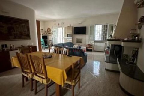 Villa a Ostuni, Brindisi, Ostuni - € 370.000 | Ref: 329 - foto 8
