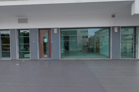 Erhvervsejendom i Odivelas, Lisbon, Odivelas - € 500.000 | Ref: LOC 147 - foto 2
