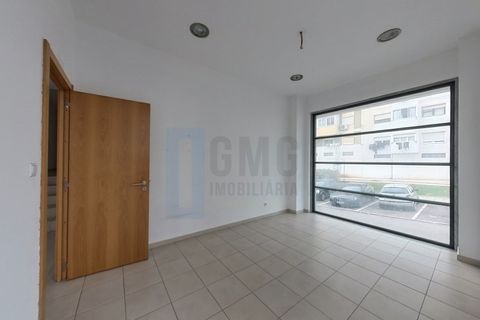 Erhvervsejendom i Odivelas, Lisbon, Odivelas - € 500.000 | Ref: LOC 147 - foto 11
