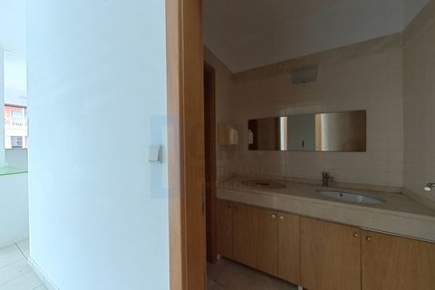 Erhvervsejendom i Odivelas, Lisbon, Odivelas - € 500.000 | Ref: LOC 147 - foto 23