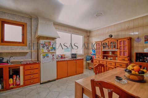 Rækkehus i El Campello, Alicante, El Campello - € 420.000 | Ref: 01384/8734 - foto 12