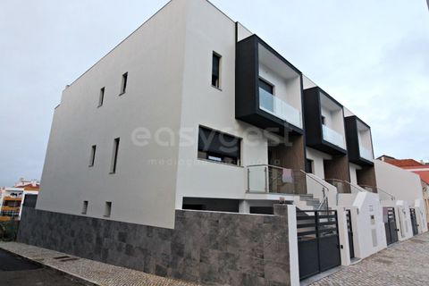 Villa i Amora, Setubal, Amora - € 450.000 | Ref: HUB96747RF - foto 1