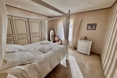 Farm hus i Orange, Vaucluse, Orange - € 871.500 | Ref: PVMA2590106409 - foto 29