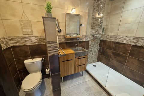 Landsbyhus i Orange, Vaucluse, Orange - € 858.000 | Ref: PVMA2590106477 - foto 15