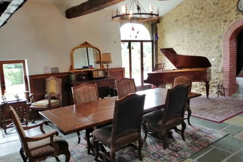 Villa a Montrollet, Charente, Montrollet - € 325.000 | Ref: BVI74063 - foto 3