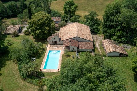Villa a Agen, Lot-et-Garonne, Agen - € 549.000 | Ref: 77641 - foto 2