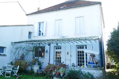 Villa a Miramont-de-Guyenne, Lot-et-Garonne, Miramont-de-Guyenne - € 187.200 | Ref: 2-24-12-48 - foto 4