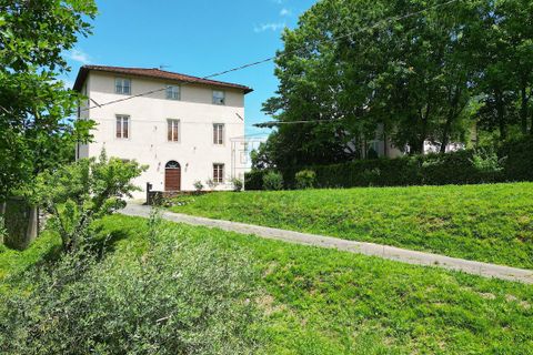 Villa i Lucca, Lucca, Lucca - € 780.000 | Ref: IA03801 - foto 5