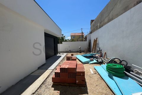 Villa a Amora, Setubal, Amora - € 575.000 | Ref: 10196 - foto 11