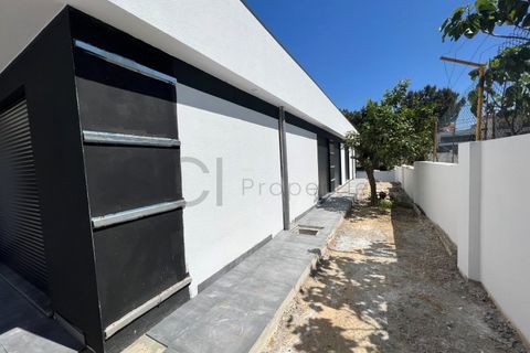 Villa a Amora, Setubal, Amora - € 575.000 | Ref: 10196 - foto 26